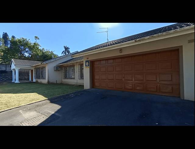 3 BEDROOM HOUSE FOR SALE IN THE WOLDS